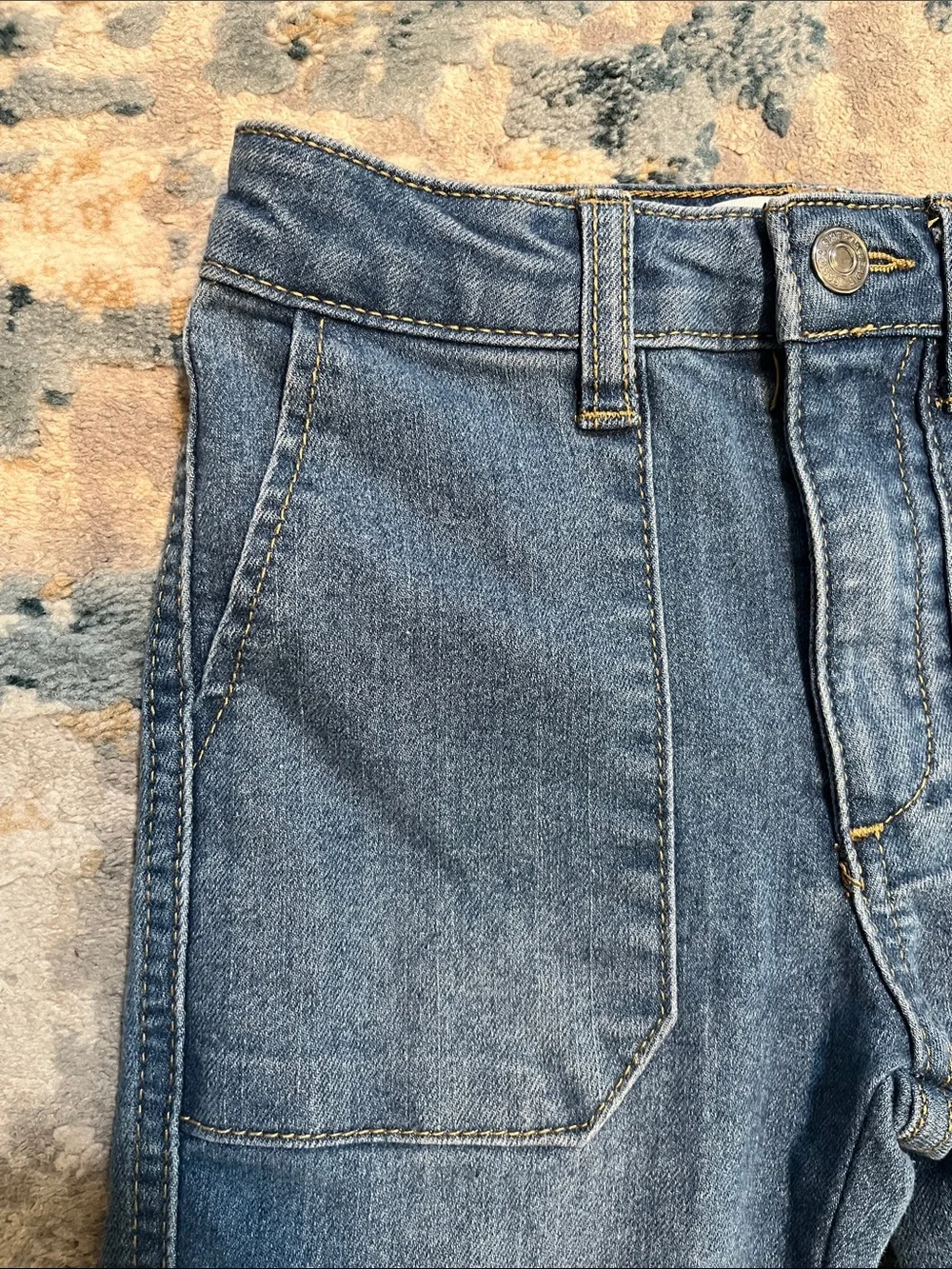 Jessica Simpson Charlotte Cargo Bootcut Jeans and Adjustable Waistband Sz 6